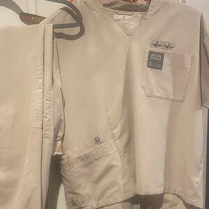 Star wars FIgs scrub set